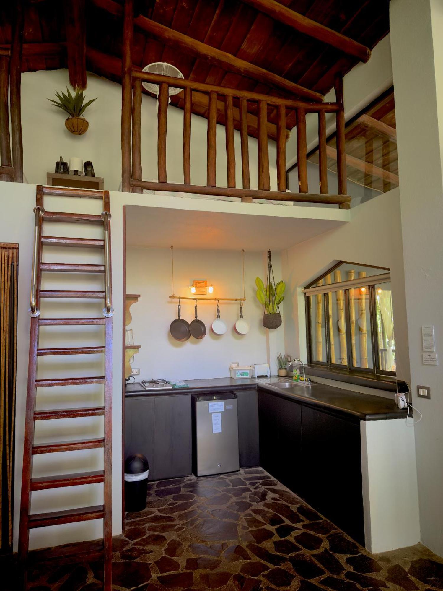 Canaima Chill House Playa Santa Teresa  Екстериор снимка