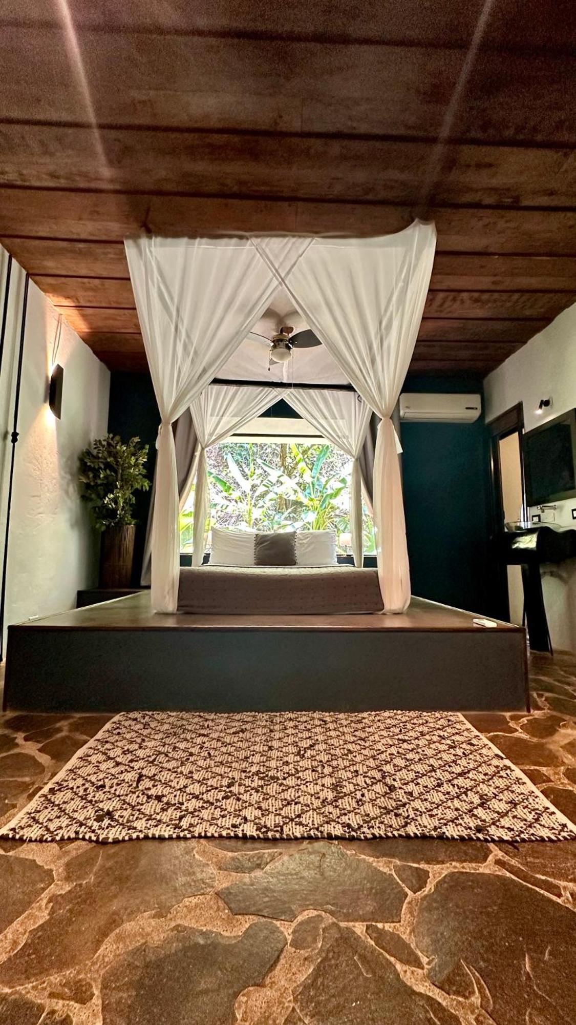 Canaima Chill House Playa Santa Teresa  Екстериор снимка